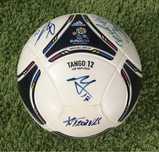 Pilka Adidas Tango 12 z autografami Reprezentacji Grecji EURO 2012
