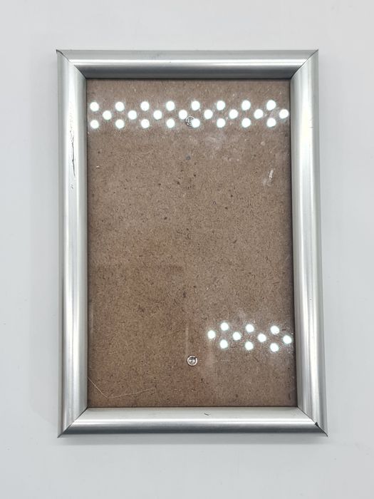 Moldura para fotografia em plástico e vidro