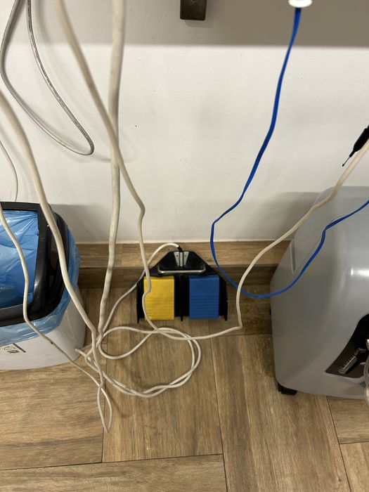 Nóż elektryczny Lancetron sprawny + akcesoria