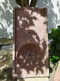 Lava-loiça em pedra (stone sink)