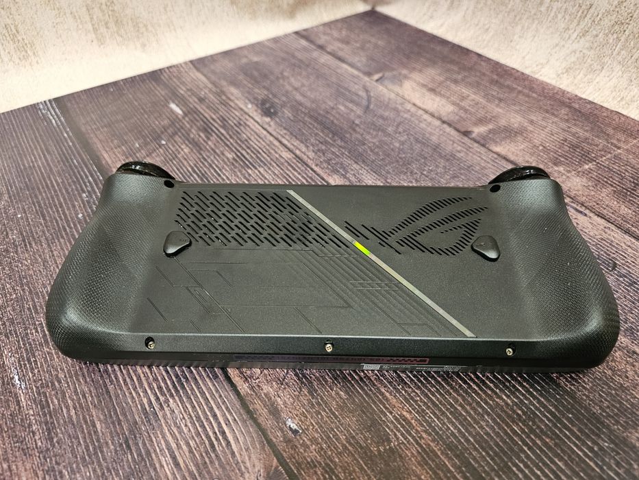 Ігрова консоль ASUS ROG Ally X 2024 1 TB + microSD 512Gb та чохол