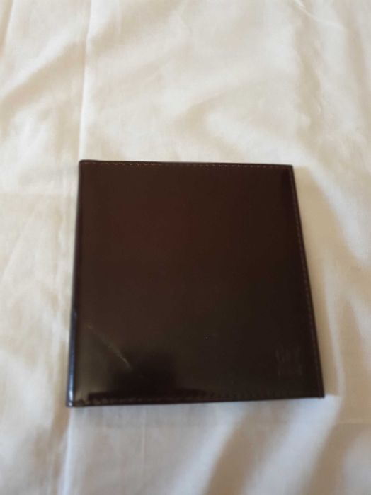 Новая визитница из натуральной кожи.