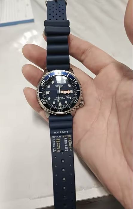 Годинник citizen