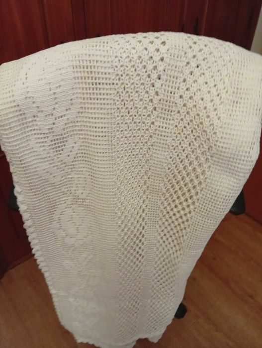 Toalha de mesa em crochê