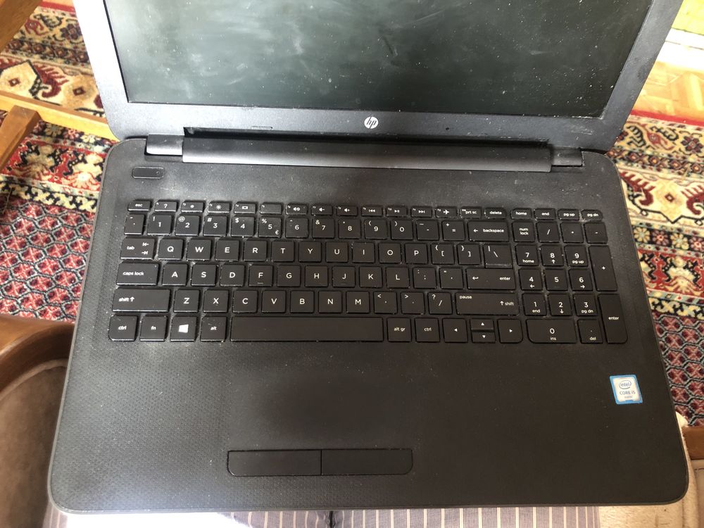 Laptop HP 250 G4 8 GB RAM 1 TB HDD matowa matryca db