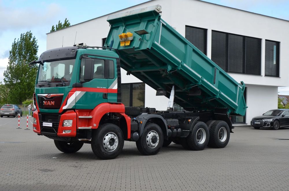 MAN TGS 35.500 / 8x6 / BORDMATIC / 3 STRONY WYWROT / MANUAL / HYDRODRIVE / Z NIEMIEC / 4174