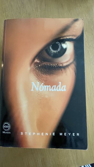 Livro Nómada -Stefhenie Meyer