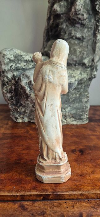 Stara sakralna rzeźba Matka Boska z dzieciątkiem Madonna antyk