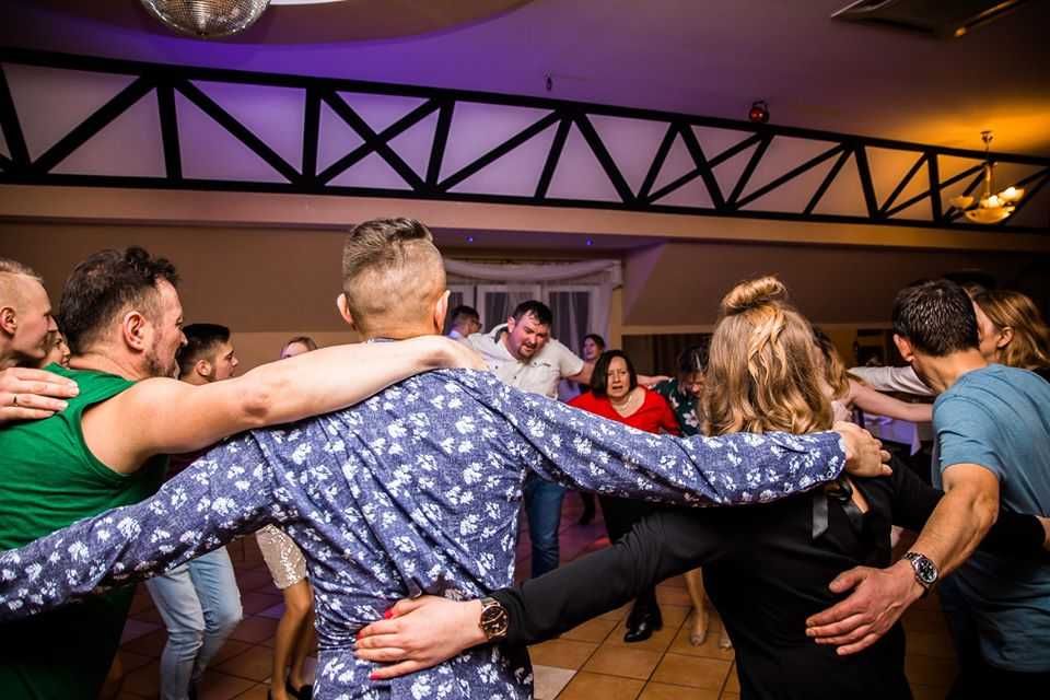 DJ WODZIREJ NA WESELE, urodziny 18,40,50,60 rocznice ślubu, CIĘŻKI DYM