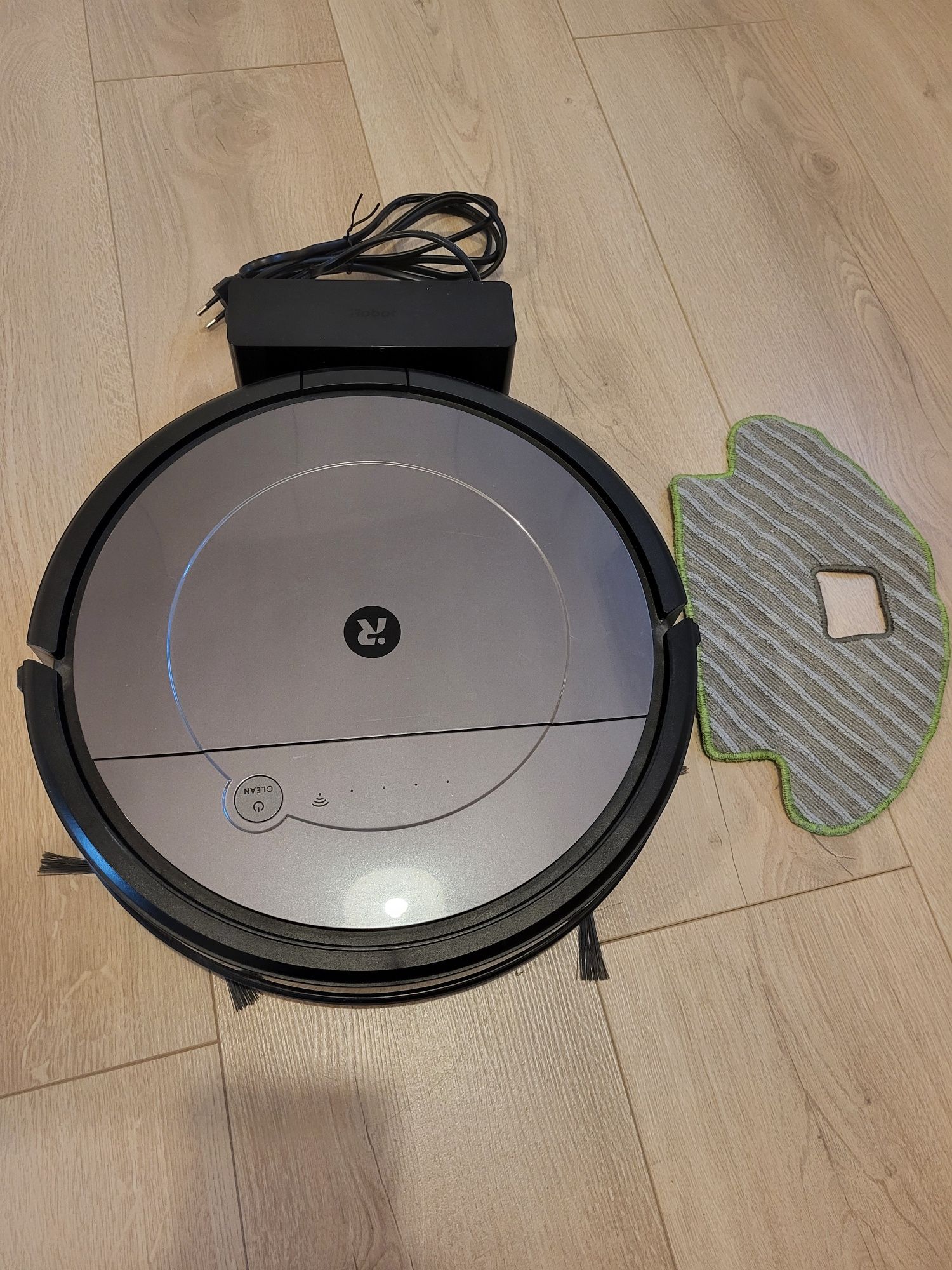 Robot sprzątający IROBOT Roomba Combo R113840