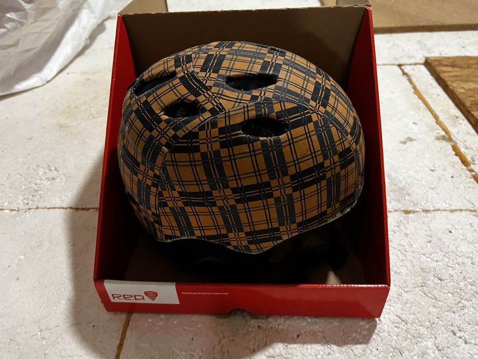 Kask Snowboard RED Burton HiFi rozmiar M