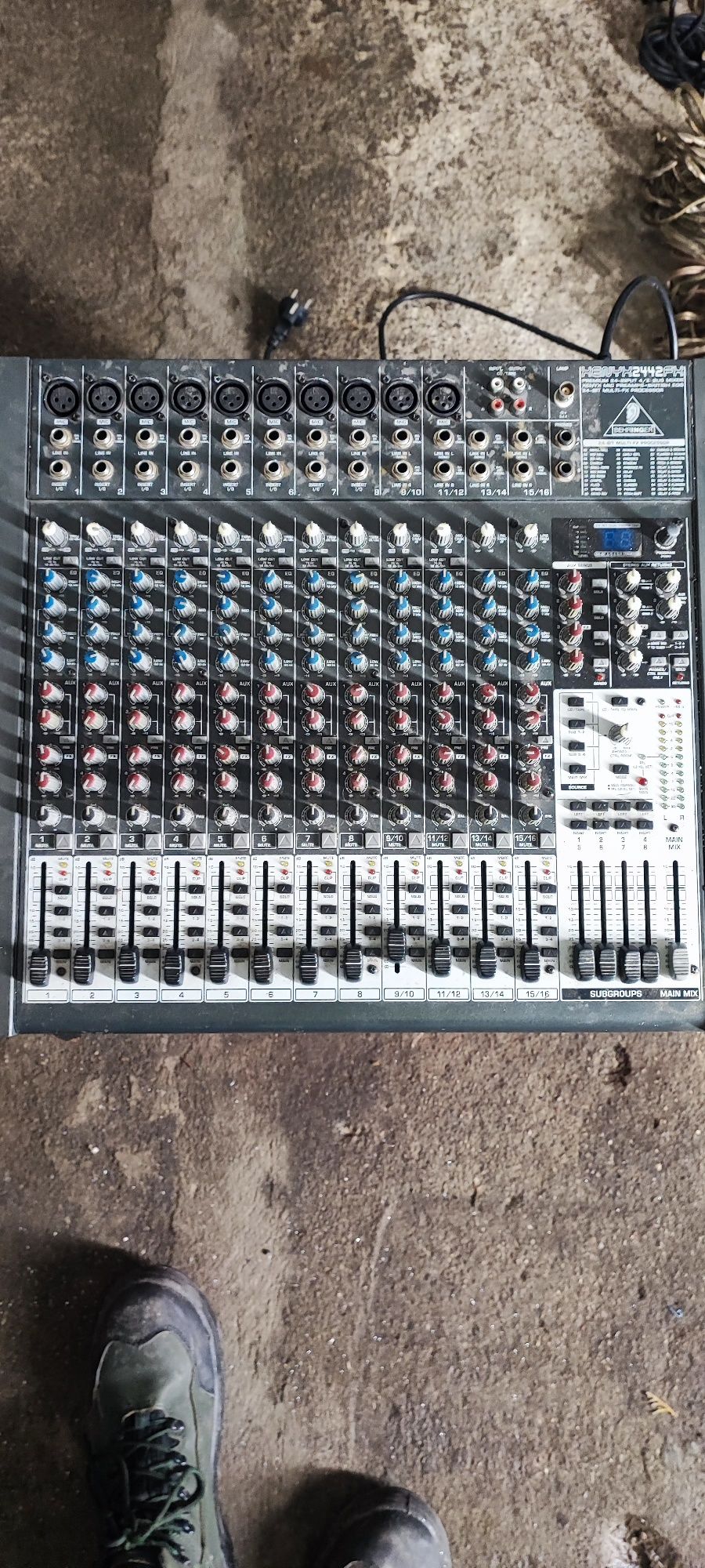 Nagłośnienie HandBox, końcowa mocy + mixer+ całe okablowanie