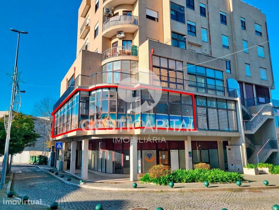 Loja para Arrendamento no Centro da Cidade do Marco