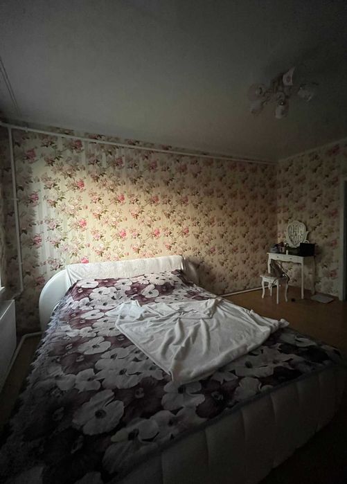 Продам свою квартиру на молодованці/центр