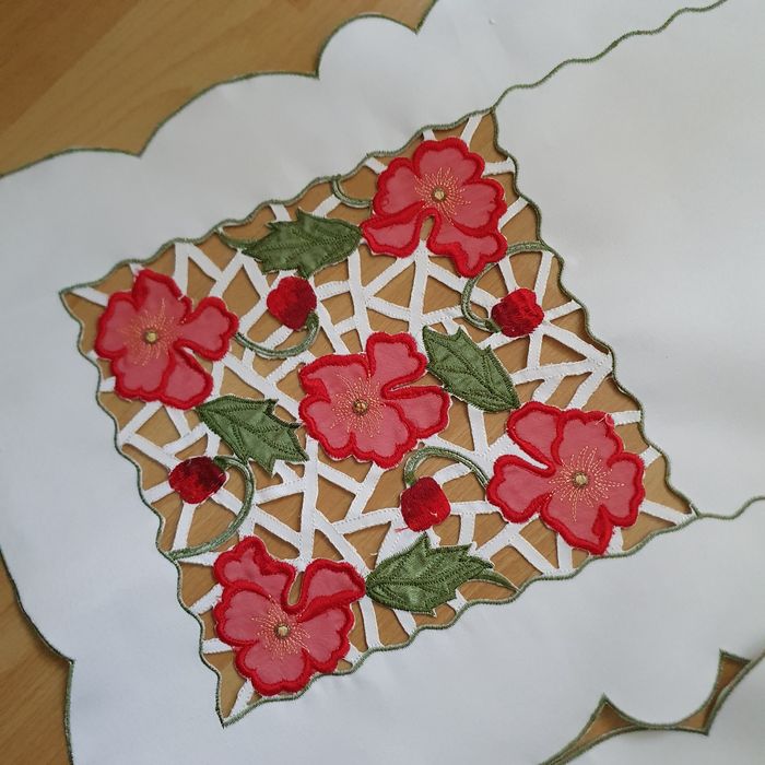 Доріжка ранер на стіл