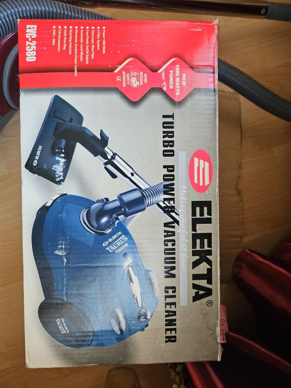 Пылесос ELEKTA Taurus
