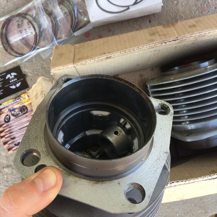 Поршни, цилиндры, Алмот, Almot, ЦПГ, МТ Днепр, 3р, комплект!