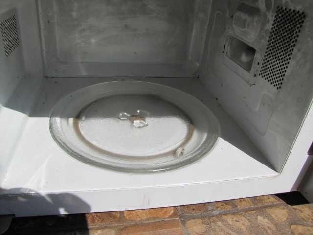 Kuchenka mikrofalowa mikrofalówka Clarus 22L 1280 W