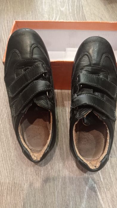 Кожаные детские туфли, кроссовки