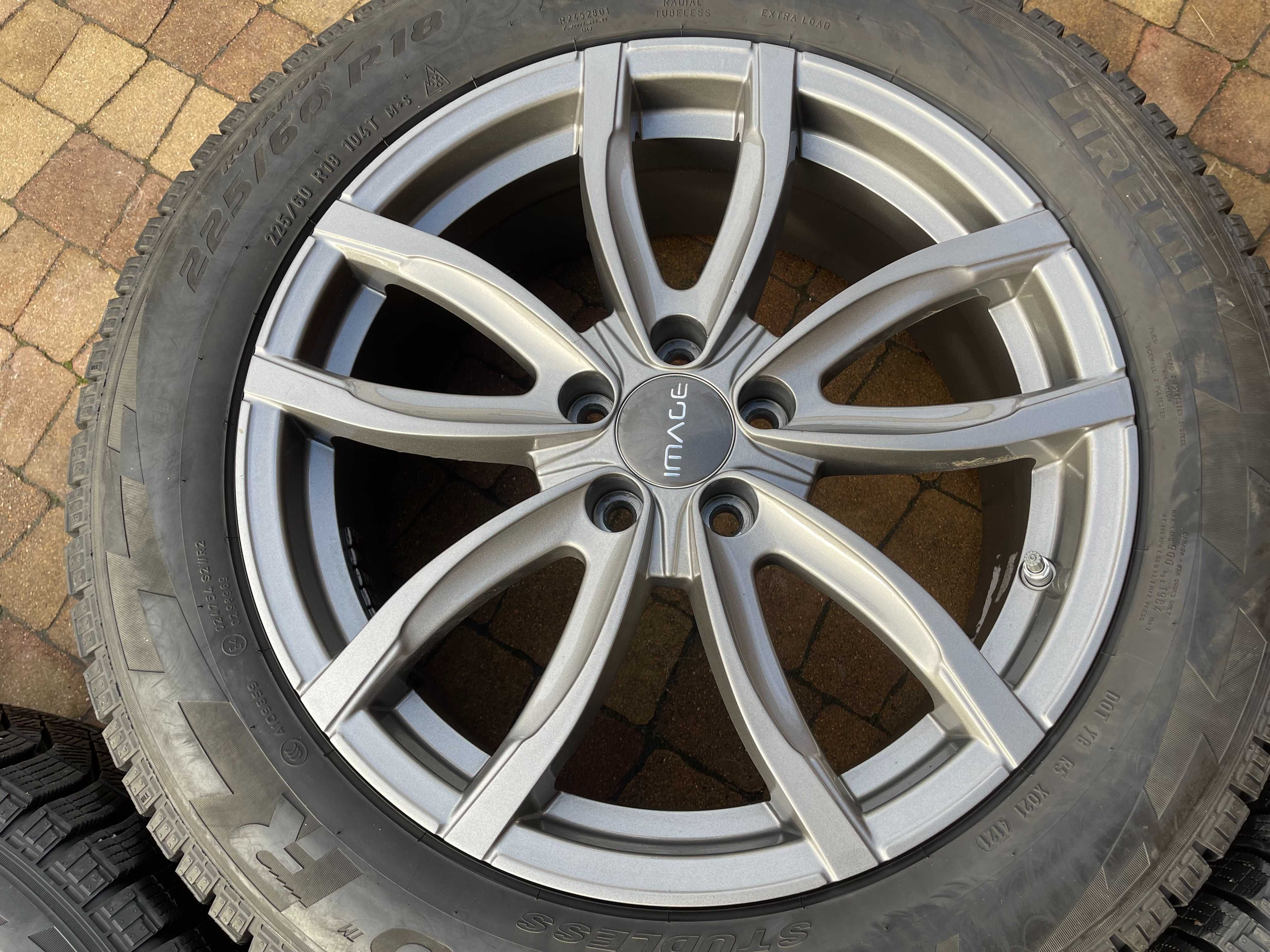 3736. Koła zimowe Ford Kuga III Escape 5x108 225/60/18 Pirelli 8mm