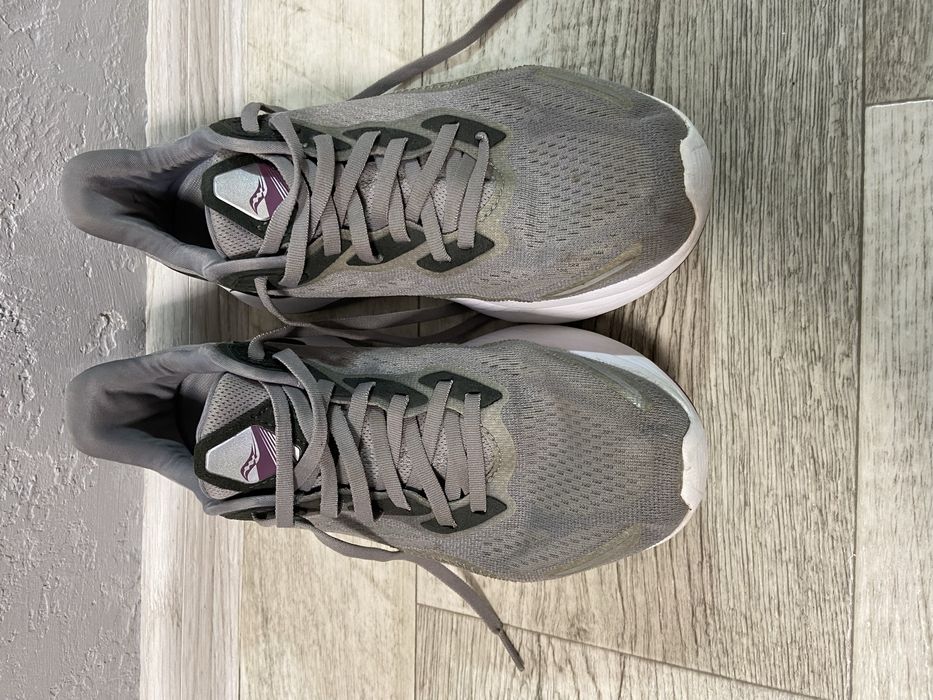 Кросовки Saucony endorphin shift 2