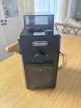 Młynek do kawy DeLonghi KG79