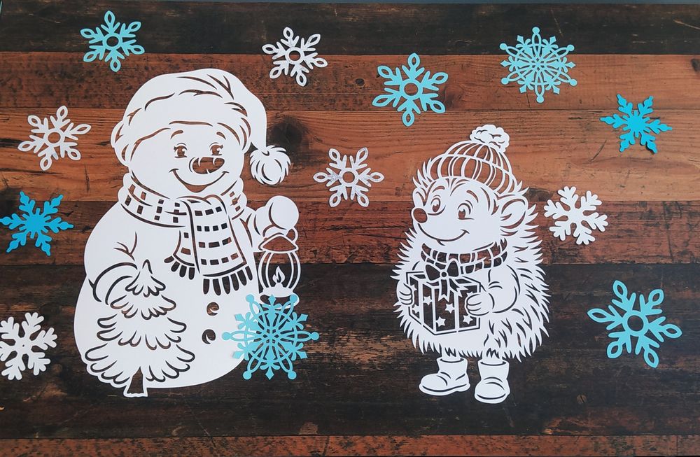 Dekoracja zima bałwan przedszkole gazetka witraz