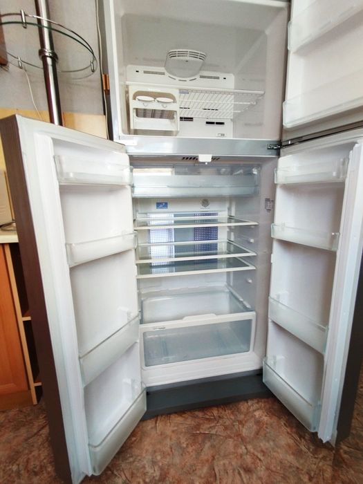 Холодильник HITACHI R-W570AUN8