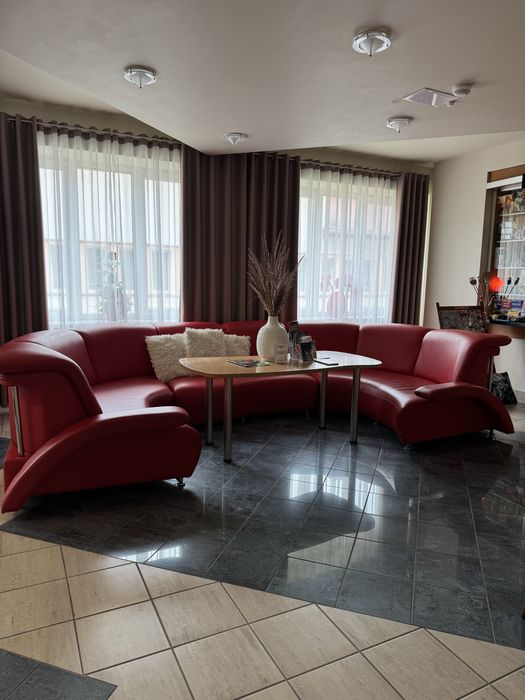 Duza sofa z eko skory czerwona