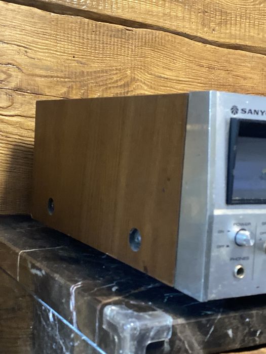 Amplitner sanyo dcx 4000l