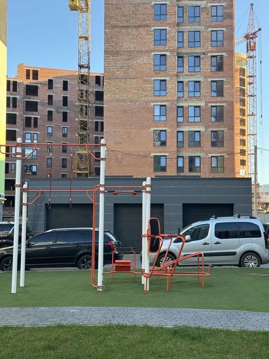 Квартира 3 кімн. ЖК Міленіум (гараж, кладовка)