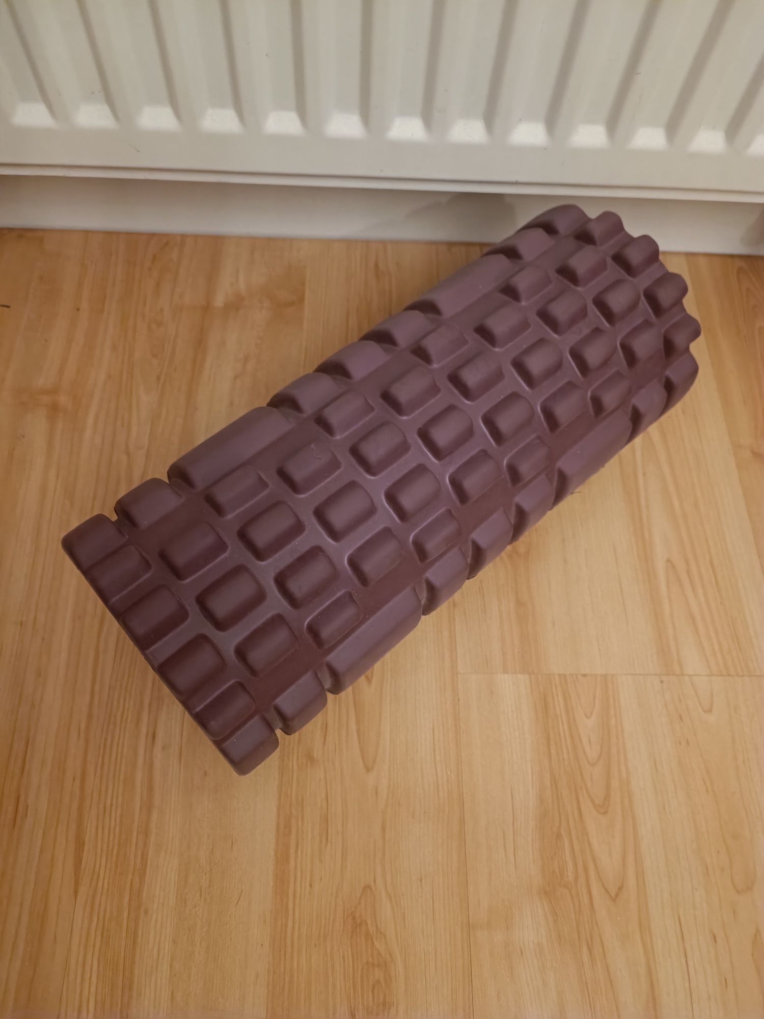 Wałek do ćwiczeń fioletowy fitness