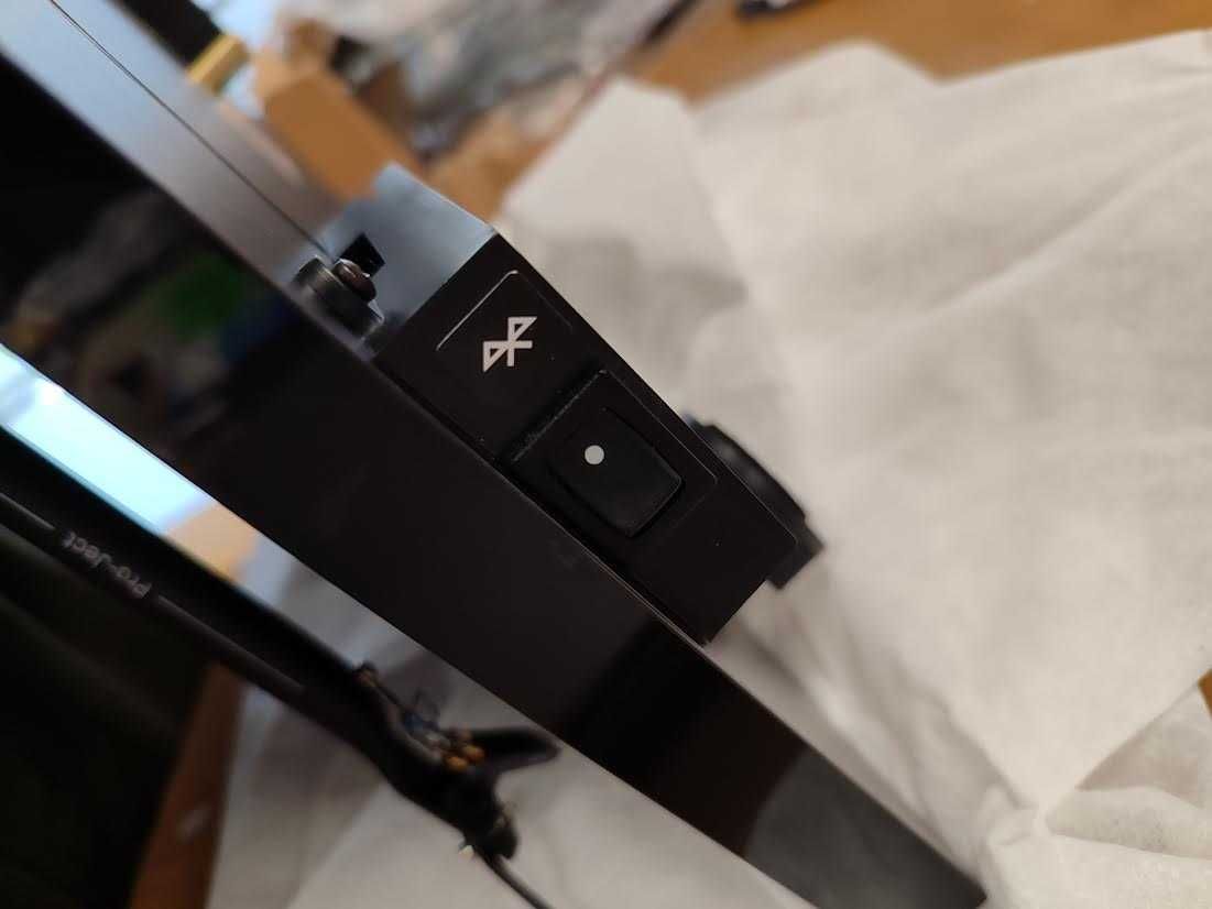 Gramofon Pro-Ject T1 BT czarny bluetooth wbudowany przedwzmacniacz