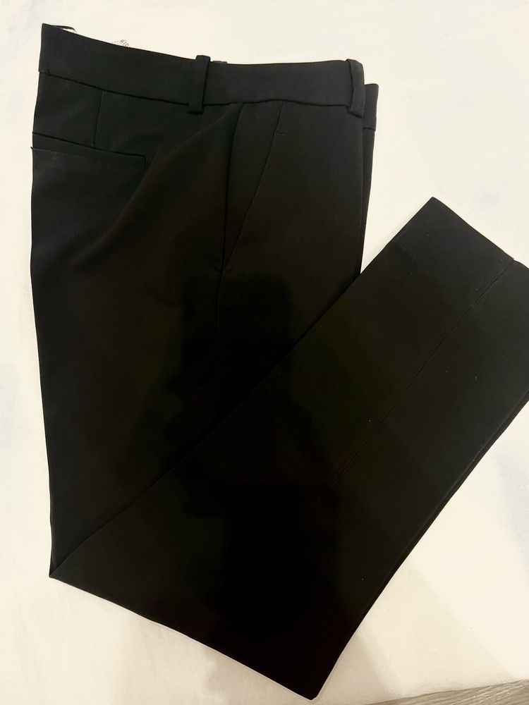 Брюки классичиские Zara