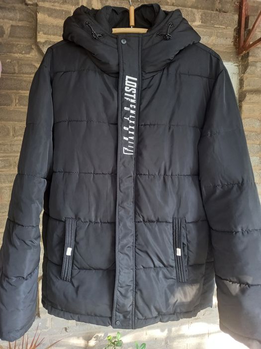 Зимова чоловіча куртка. Розмір 50-52.