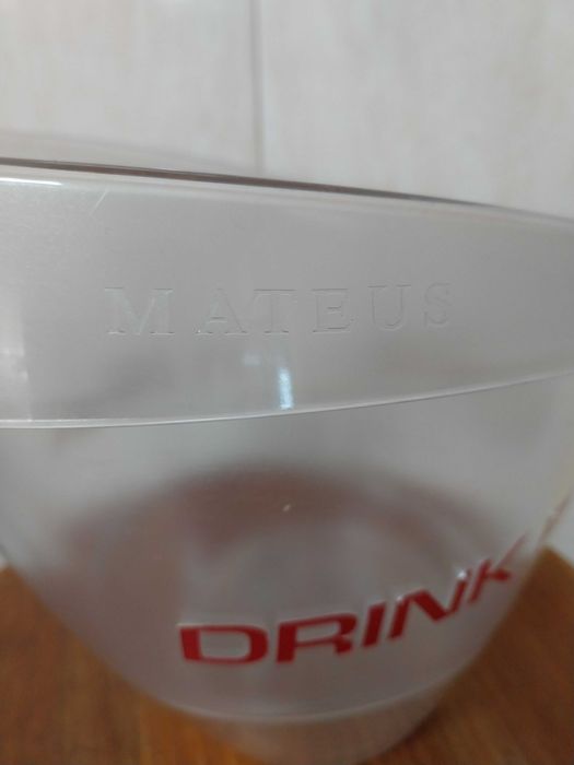 Balde de gelo, Drink Pink