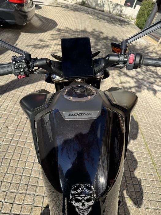 Moto Cfmoto- 800-Nk