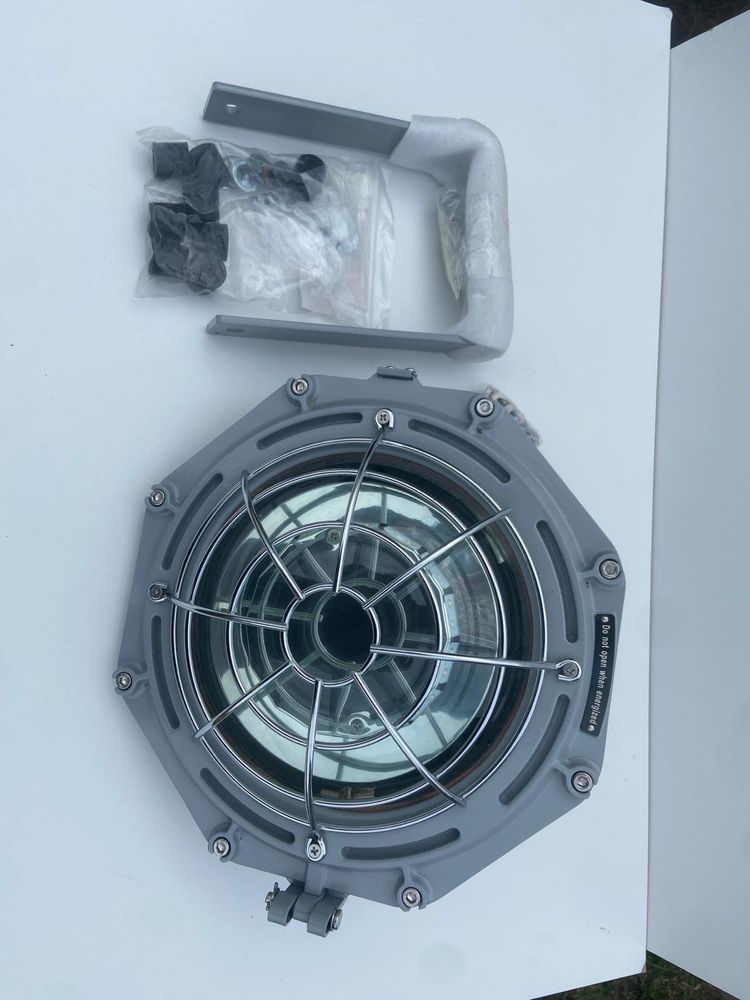 Lampa przemyslowa Led 30w 230 V  IP66
