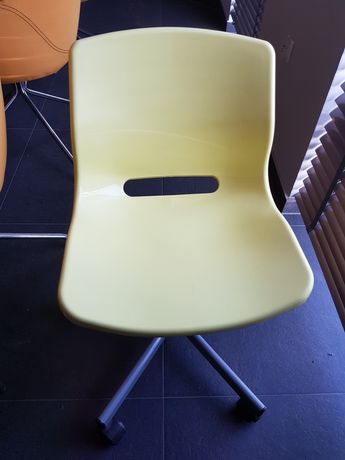 Krzesło IKEA obrotowe żółte