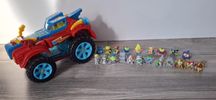 Pojazd Super-Zings + 21 figurek stan bdb