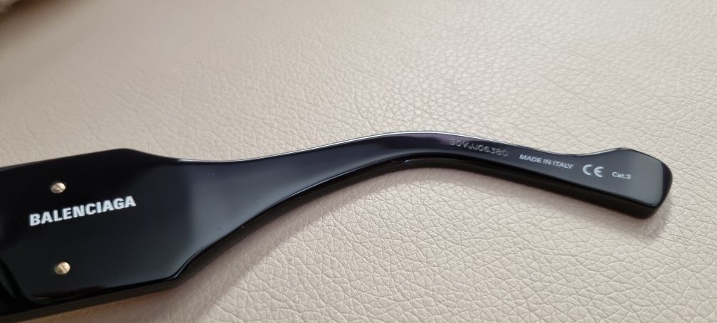 Okulary przeciwsłoneczne Balenciaga BB0070S-006