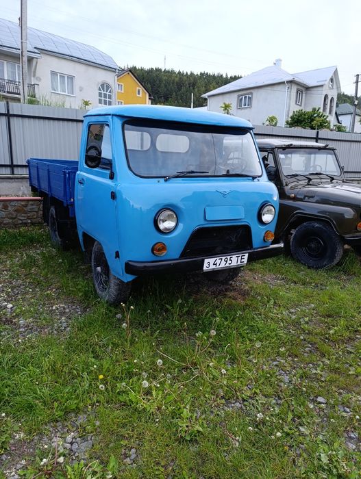Уаз 3303. Бортовий Газ Бензин