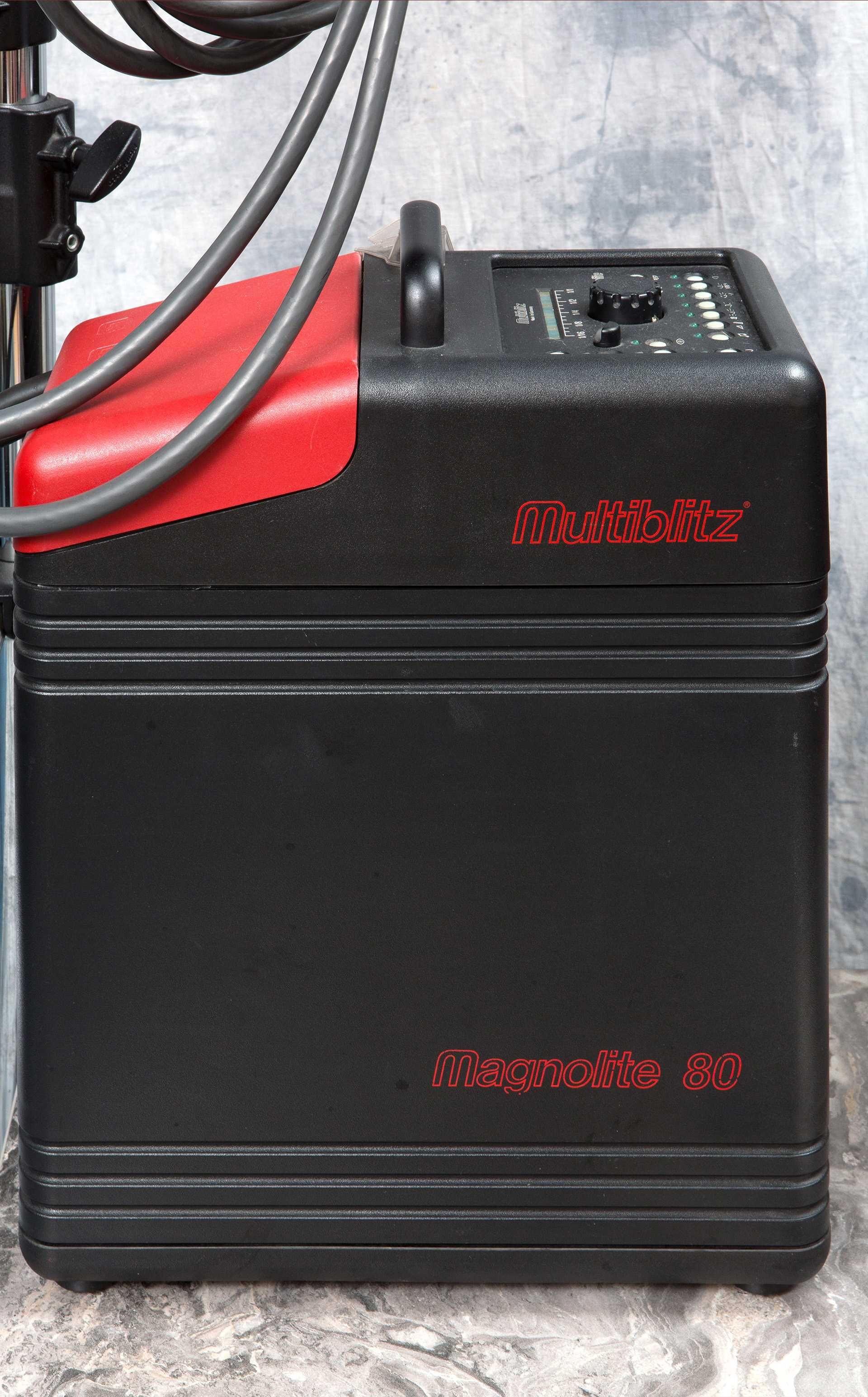 Multiblitz Generator i Spot 8000 Ws plus akcesoria, okazja na rynku