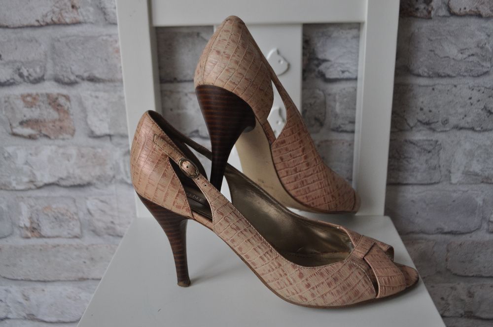 Nine West szpilki Buty 38 7.5 Skóra łososiowe