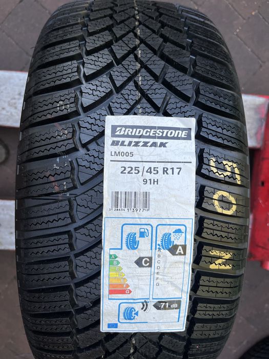 1szt. 225/45/17 Bridgestone Blizzak LM005 NOWA 2020 rok