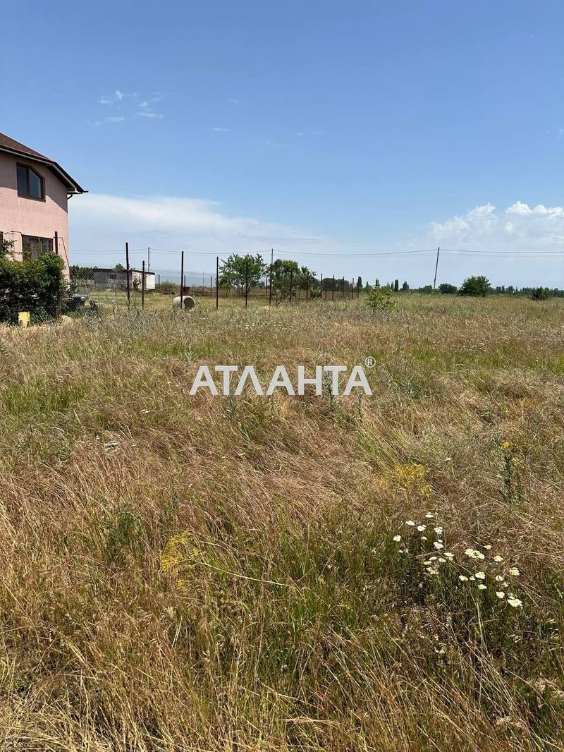 Продам участок в селе Новая Дофиновка, ул. Солнечная