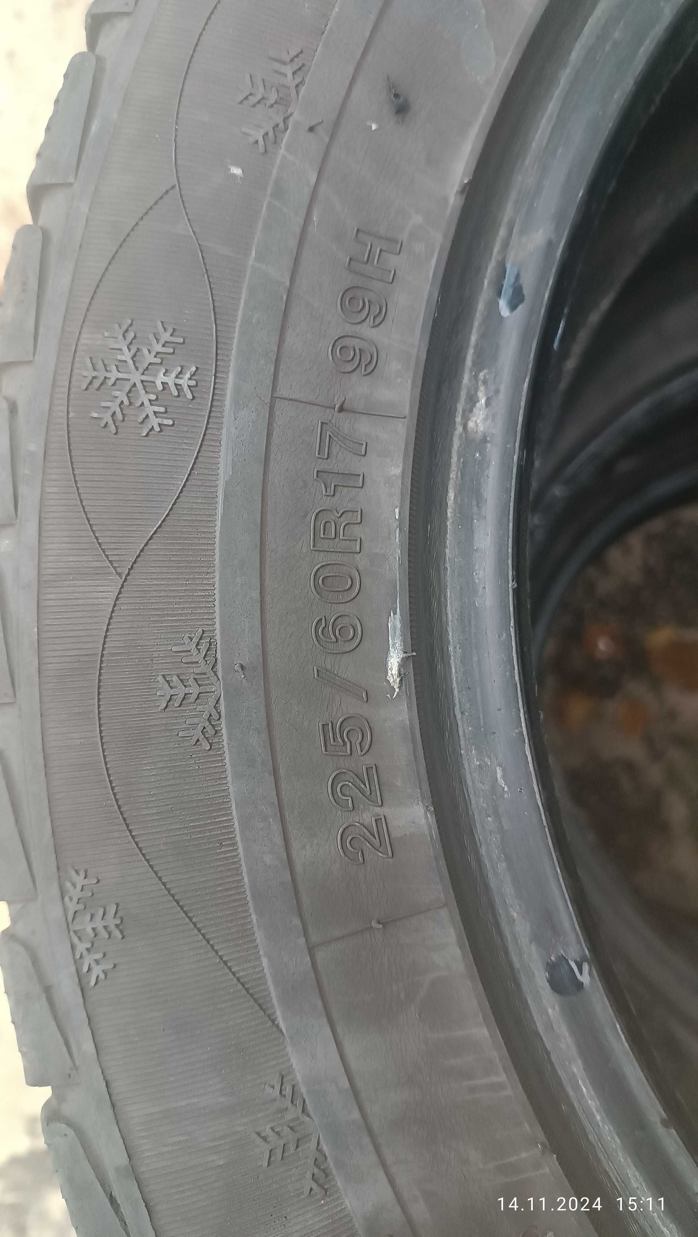 Комплект б/у шини  D 2009 225 /60 R 17