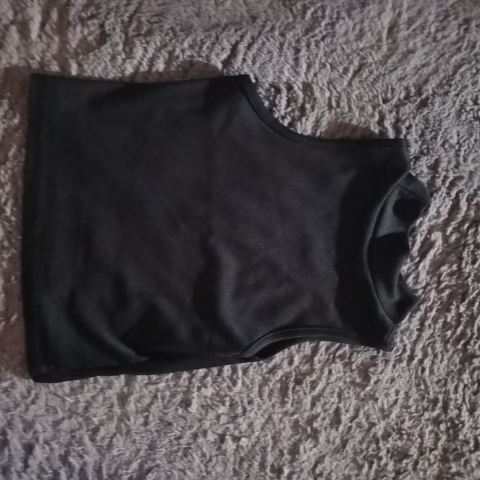 Топи жіночі.майже, як нові!