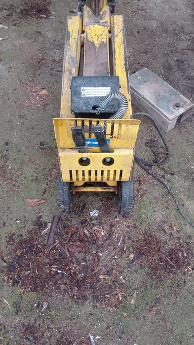 Vendo rachador elétrico