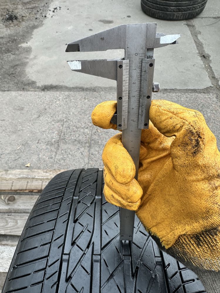 Шина одна 245 40 20 95V Bridgestone Potenza RE97AS розпаровка